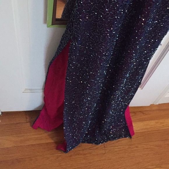 Stunning CACHE Formal Beaded Formal Prom Gown - Picture 6 of 8